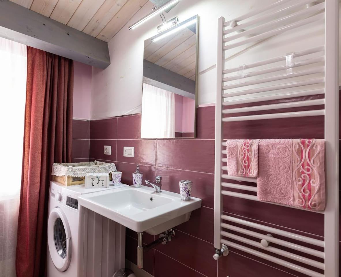 Il Sopracciglio Suites - Green Suite كاسينو المظهر الخارجي الصورة
